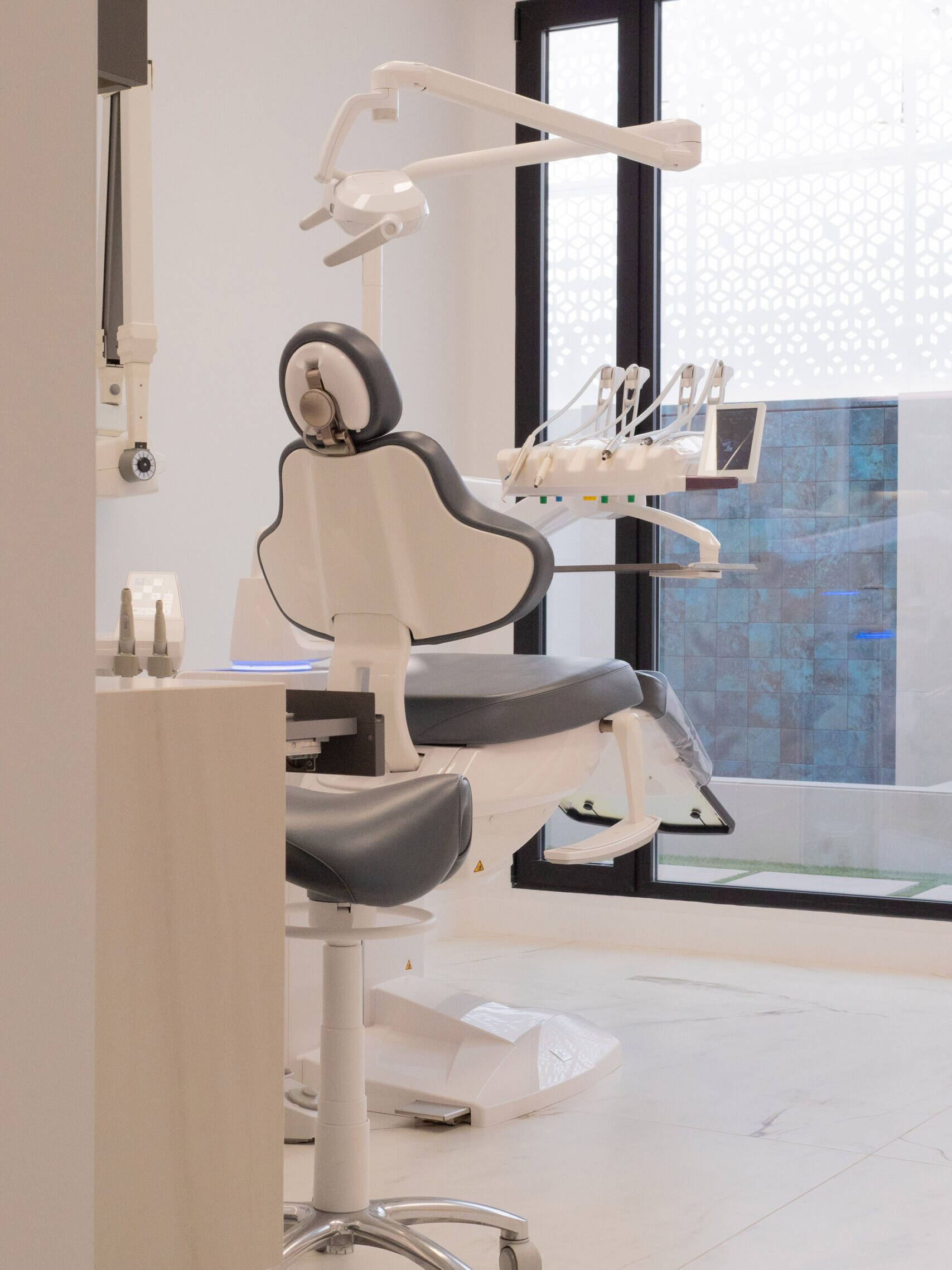 Equipamiento clínica dental Estepa