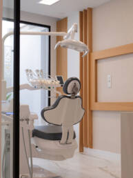 Equipamiento clínica dental Estepa